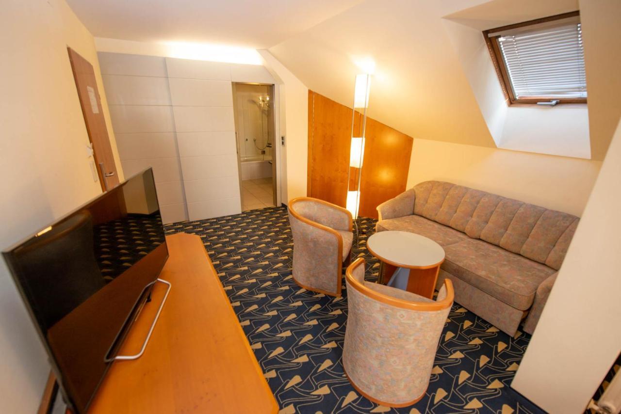 Rokohof Hotel 3*